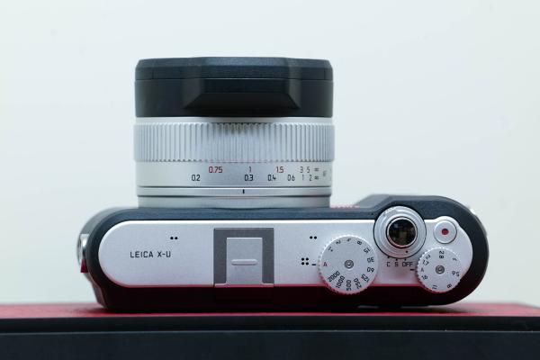 Leica X-U