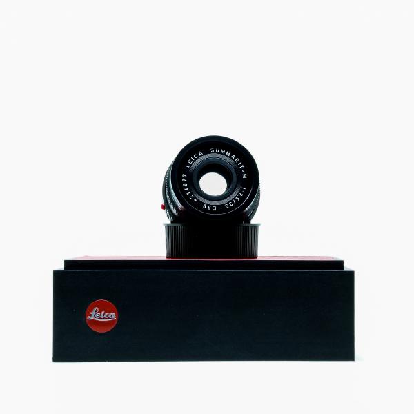 Leica Summarit-M 35mm f/2.5