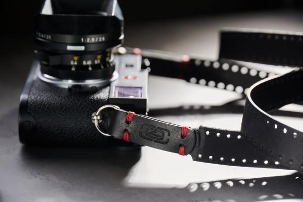 Dây đeo máy ảnh The Film Strap 2 – M, by Leica Society International