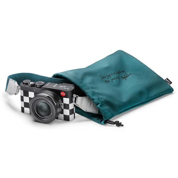 LEICA D-LUX 7 VANS X RAY BARBEE