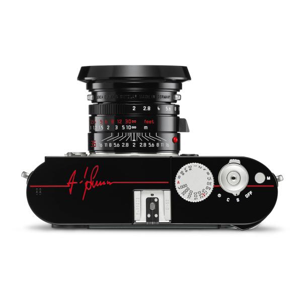 LEICA M MONOCHROM "SIGNATURE" BY ANDY SUMMERS + SUMMICRON-M 35MM F/2
