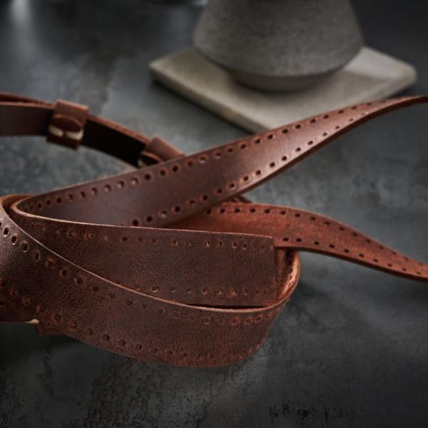 Dây đeo máy ảnh Riviera SL2 Perforated Cigar Brown