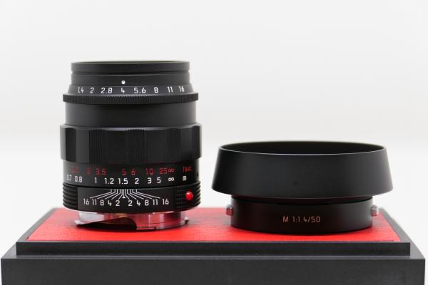 Leica Summilux-M 50mm f/1.4 ASPH, blackchrome