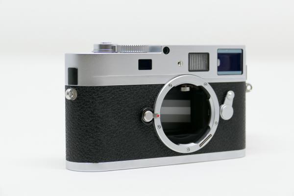 Leica M9-P, màu bạc