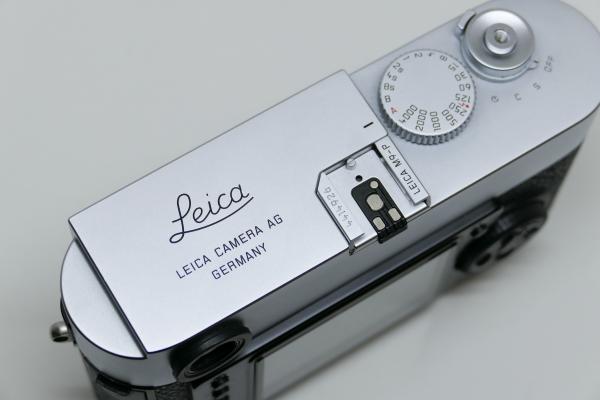 Leica M9-P, màu bạc